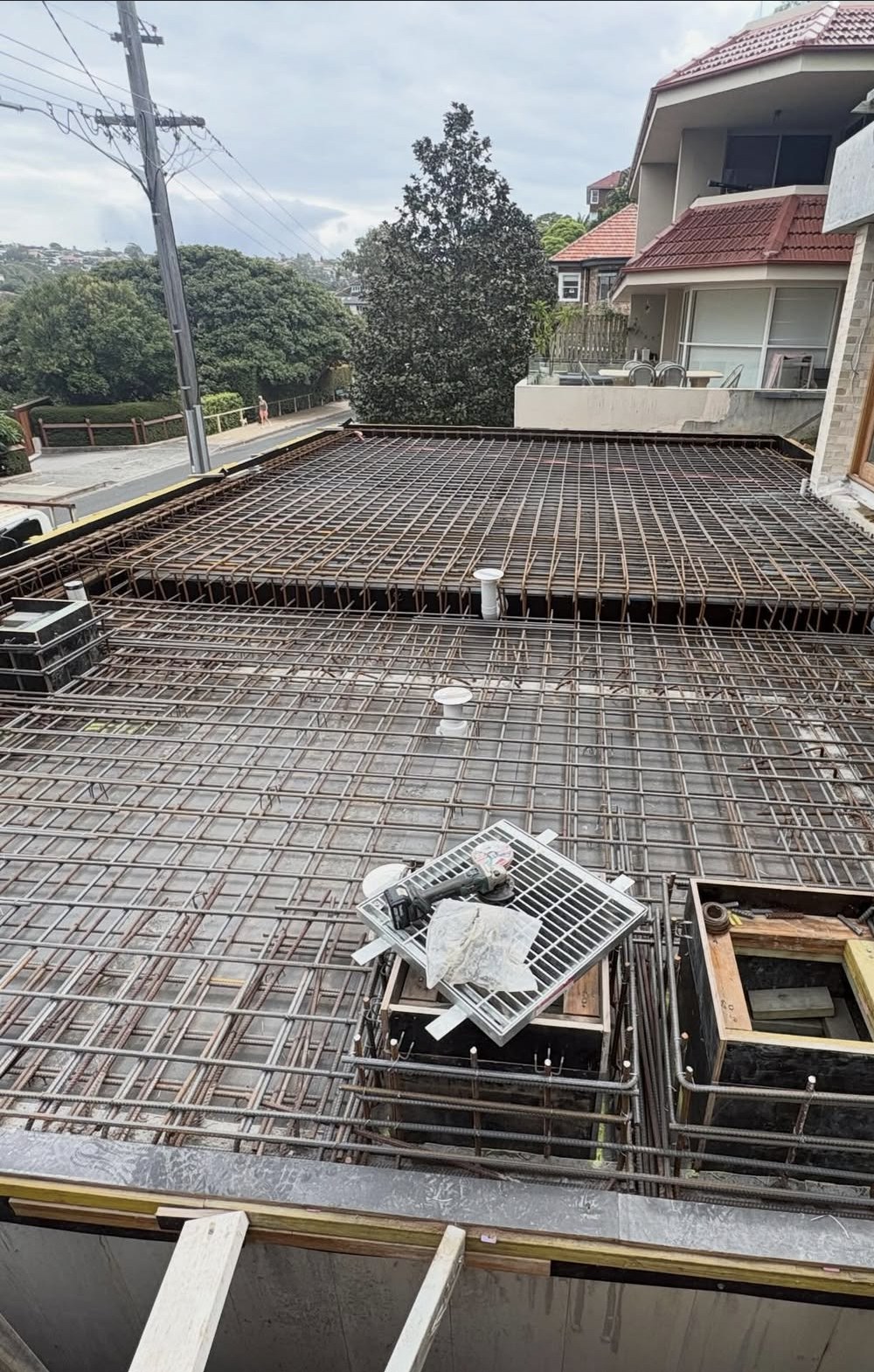 Off-form balcony slab reinforcement, tied and ready
